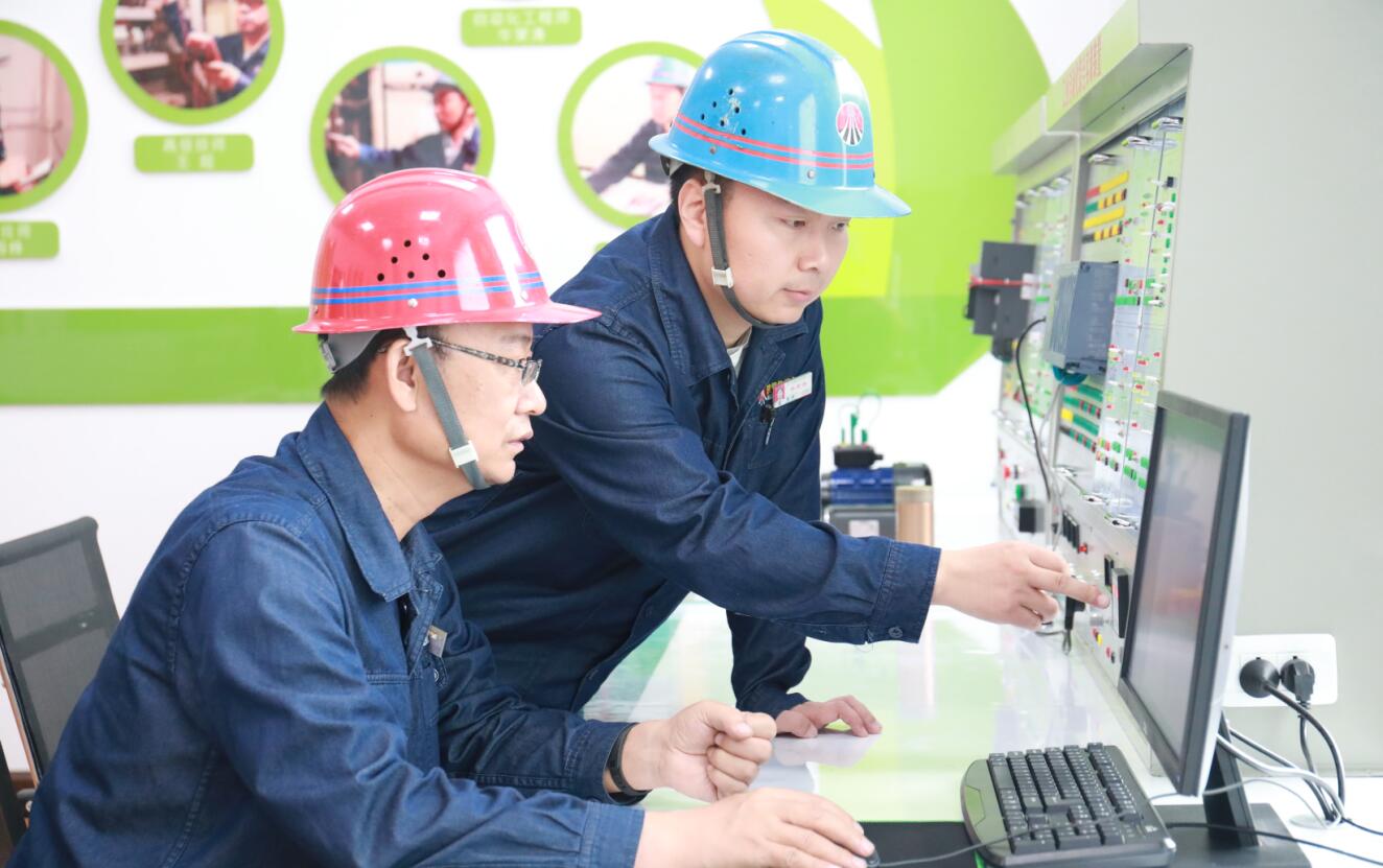 繪制“人才藍(lán)圖” 激發(fā)人才活力 繪制“人才藍(lán)圖” 激發(fā)人才活力