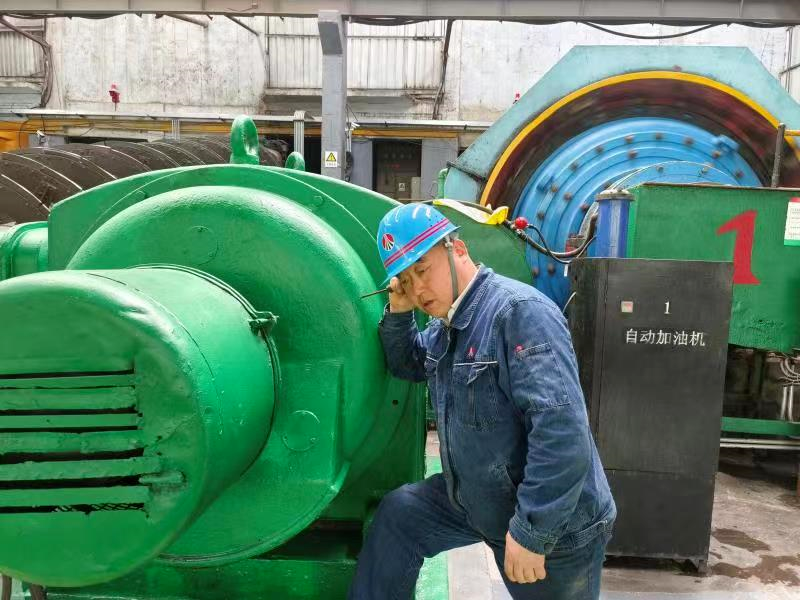 電工老高技術“高” 電工老高技術“高”