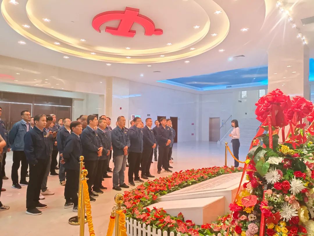 以學促干強本領,凝心聚力促提升 以學促干強本領,凝心聚力促提升