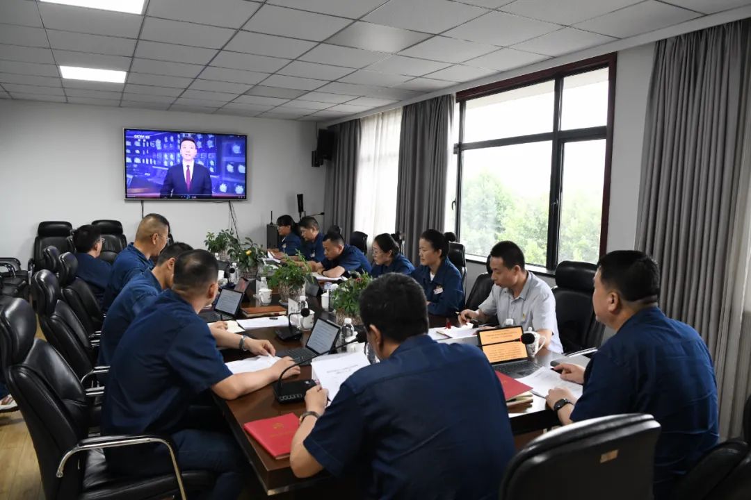 以學促干強作風 向難攻堅求突破——龍鋼公司突出主責主業深化主題教育 以學促干強作風 向難攻堅求突破——龍鋼公司突出主責主業深化主題教育