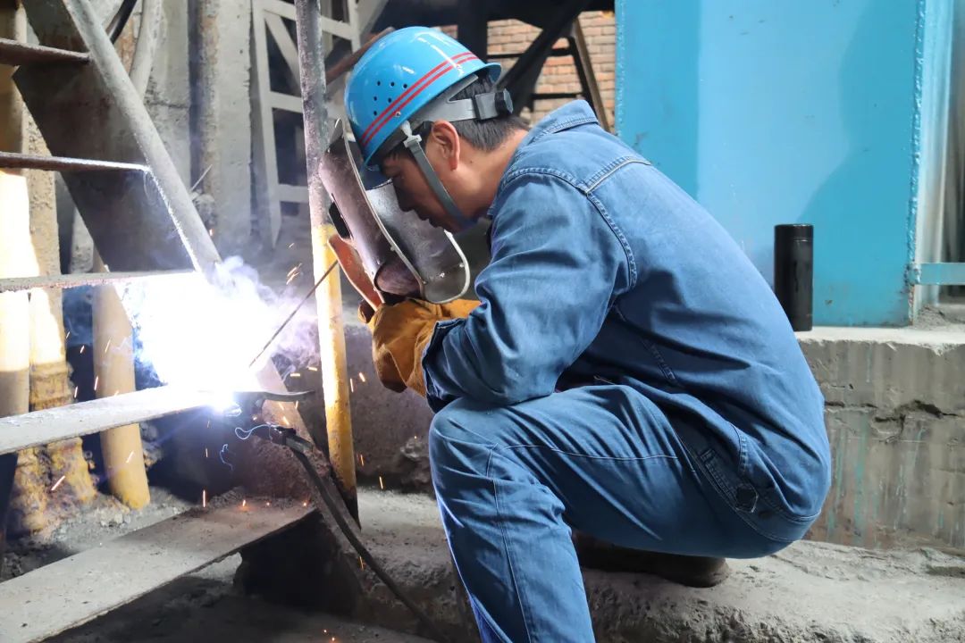 堅決守牢安全生產(chǎn)工作底線 堅決守牢安全生產(chǎn)工作底線