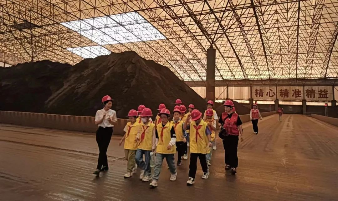 尋覓百煉成鋼的奧秘 感受鋼鐵榮耀 尋覓百煉成鋼的奧秘 感受鋼鐵榮耀