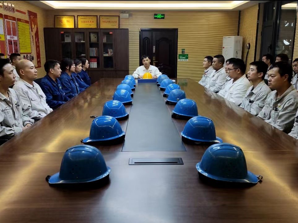 安全生產,他們有模有“young”——記2022 年度全國鋼鐵行業“青安杯”競賽最佳青年安全監督崗煉鋼廠連鑄車間