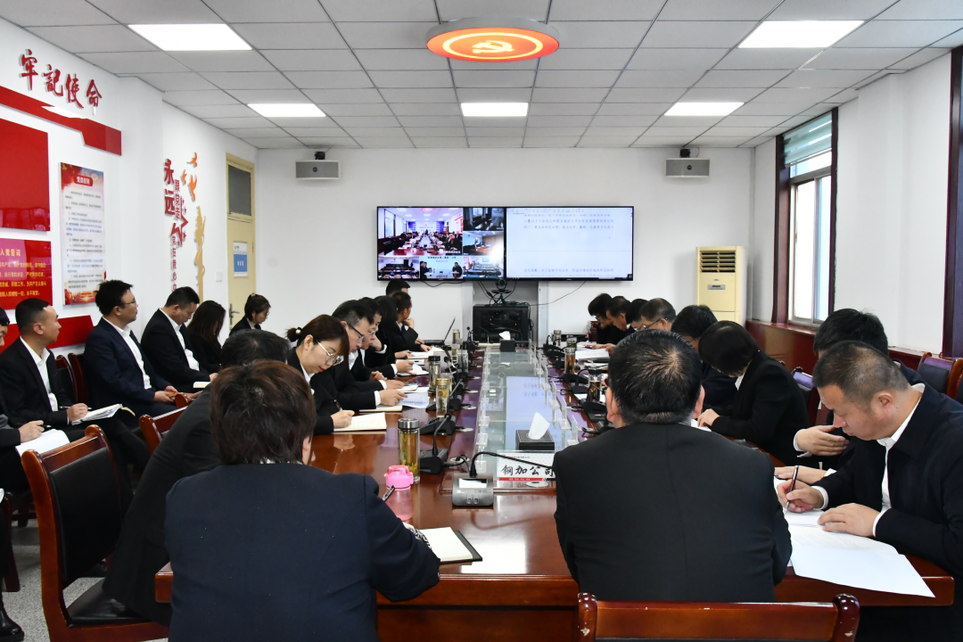 龍鋼集團(tuán)認(rèn)真學(xué)習(xí)貫徹陜鋼集團(tuán)周工作例會(huì)精神 龍鋼集團(tuán)認(rèn)真學(xué)習(xí)貫徹陜鋼集團(tuán)周工作例會(huì)精神