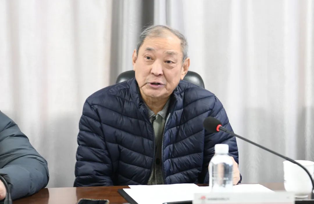 中國金屬學會王天義一行到陜鋼集團龍鋼公司調研指導工作 中國金屬學會王天義一行到陜鋼集團龍鋼公司調研指導工作