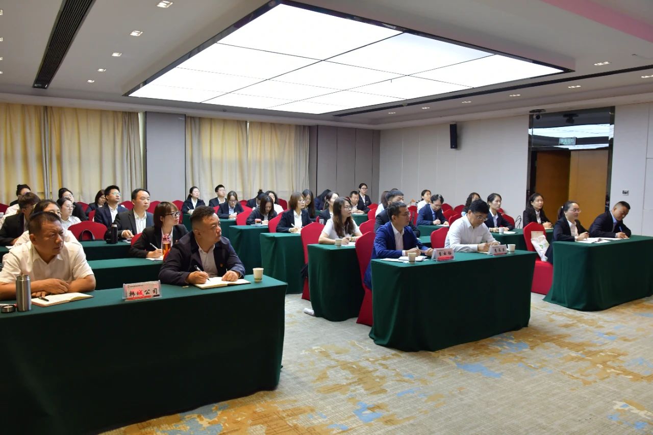 充電蓄能學“干貨”  為講好硬仗故事練“真招” 充電蓄能學“干貨”  為講好硬仗故事練“真招”