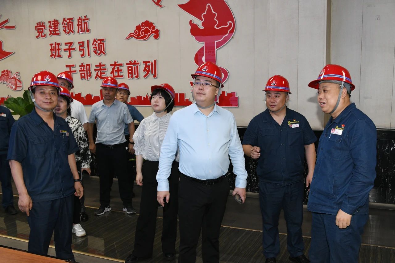 陜煤集團戰略規劃部一行來陜鋼集團龍鋼公司調研 陜煤集團戰略規劃部一行來陜鋼集團龍鋼公司調研