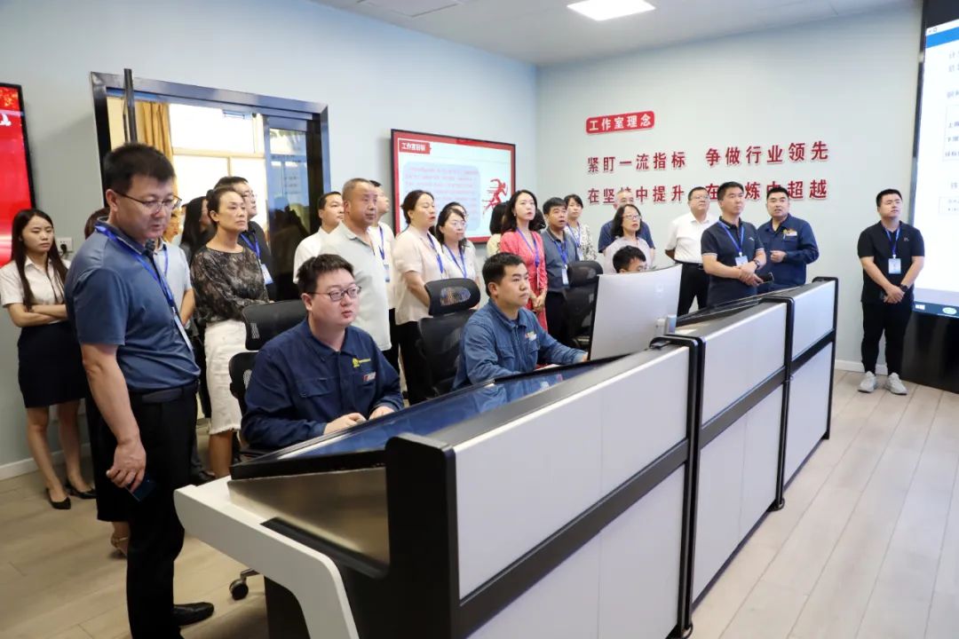 陜西省縣(區)產業工人隊伍建設改革現場觀摩團走進陜鋼集團龍鋼公司 陜西省縣(區)產業工人隊伍建設改革現場觀摩團走進陜鋼集團龍鋼公司