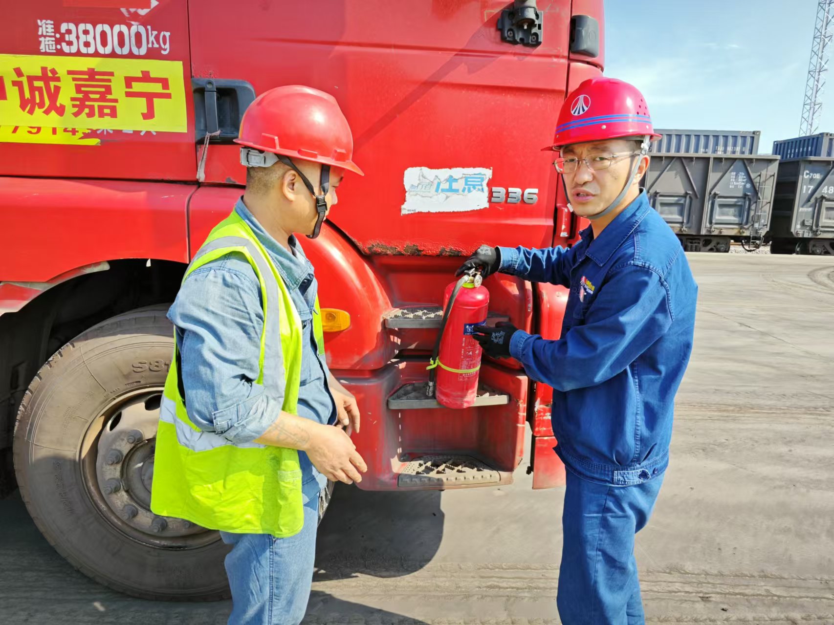 錨定四個維度 筑牢安全堡壘 錨定四個維度 筑牢安全堡壘