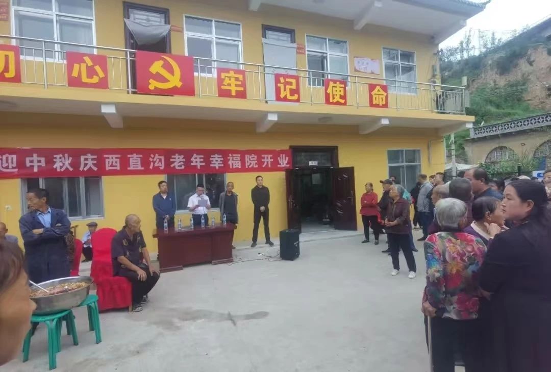 圍繞中心促發(fā)展 情系職工展未來 圍繞中心促發(fā)展 情系職工展未來