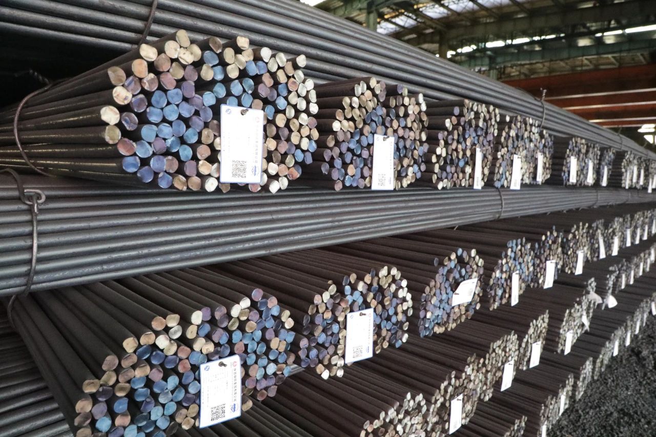 “禹龍”鋼材再添“新成員”——陜鋼龍鋼公司成功開發(fā)φ25、φ30圓鋼 “禹龍”鋼材再添“新成員”——陜鋼龍鋼公司成功開發(fā)φ25、φ30圓鋼