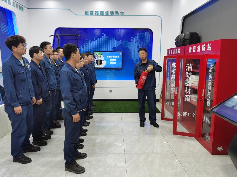 “四種經(jīng)營(yíng)理念”拓寬安全生產(chǎn)“新賽道” “四種經(jīng)營(yíng)理念”拓寬安全生產(chǎn)“新賽道”