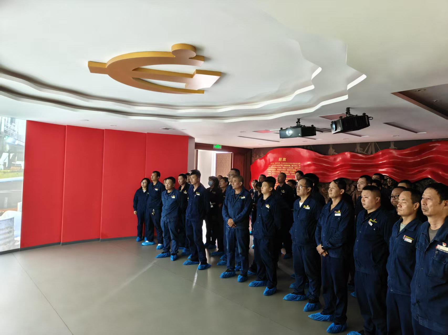 持之以恒正作風 清廉護航促發展——龍鋼公司黨風廉政建設宣傳教育月活動綜述 持之以恒正作風 清廉護航促發展——龍鋼公司黨風廉政建設宣傳教育月活動綜述